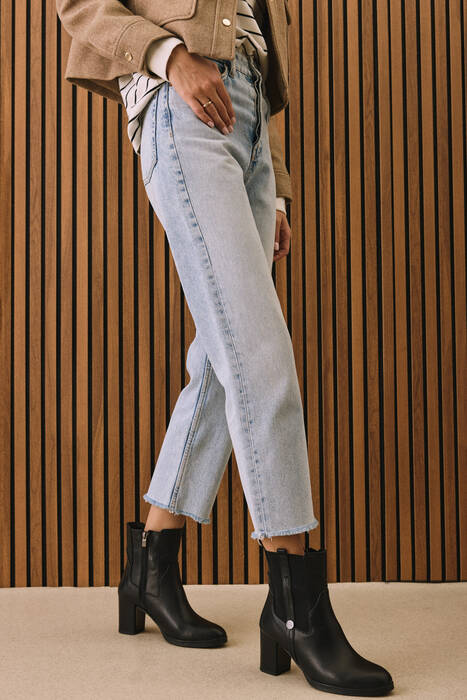 Hakiki Deri Kadın Bot Siyah