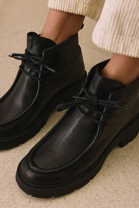 Hakiki Deri Kadın Bot Siyah