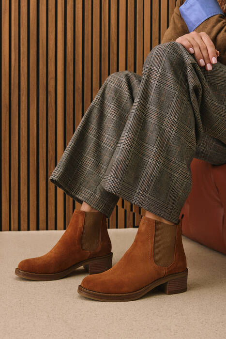 Hakiki Deri Kadın Bot Taba