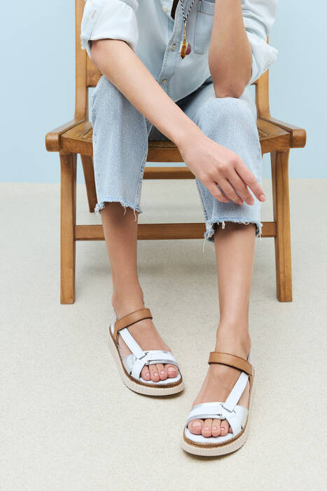 Hakiki Deri Kadın Sandalet Beyaz