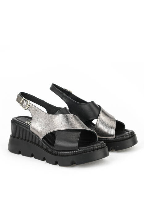 Hakiki Deri Kadın Sandalet Siyah