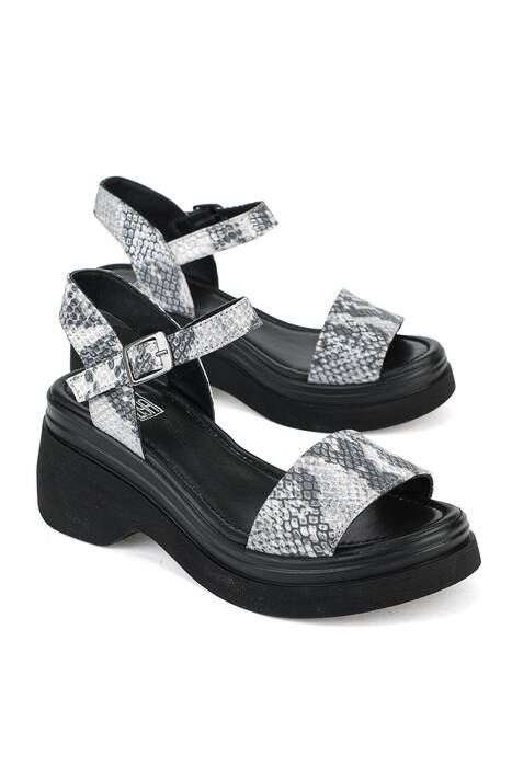 Hakiki Deri Kadın Sandalet Siyah