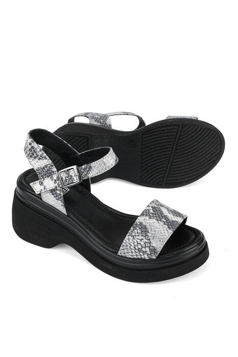 Hakiki Deri Kadın Sandalet Siyah