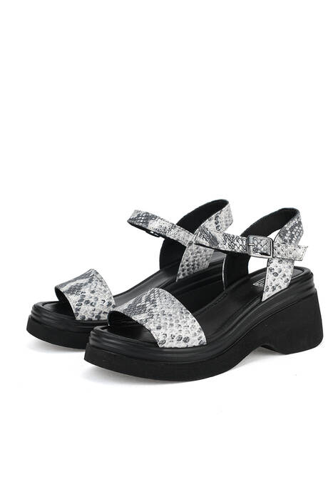 Hakiki Deri Kadın Sandalet Siyah