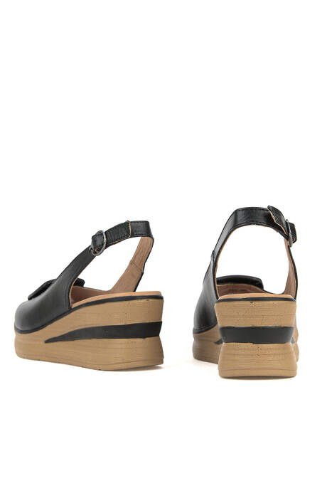 Hakiki Deri Kadın Sandalet Siyah