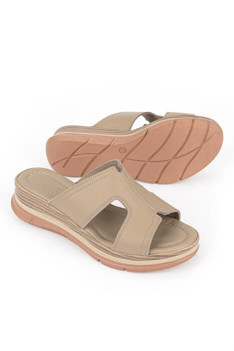 Hakiki Deri Kadın Terlik Bej