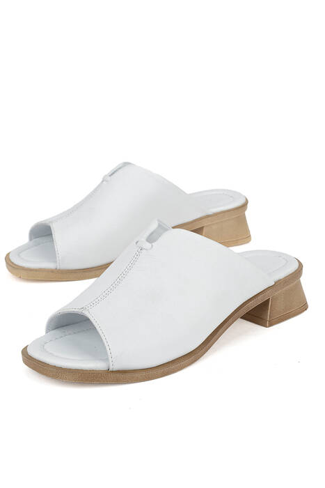 Hakiki Deri Kadın Terlik Beyaz