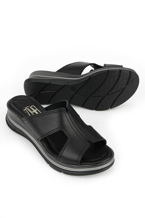 Hakiki Deri Kadın Terlik Siyah