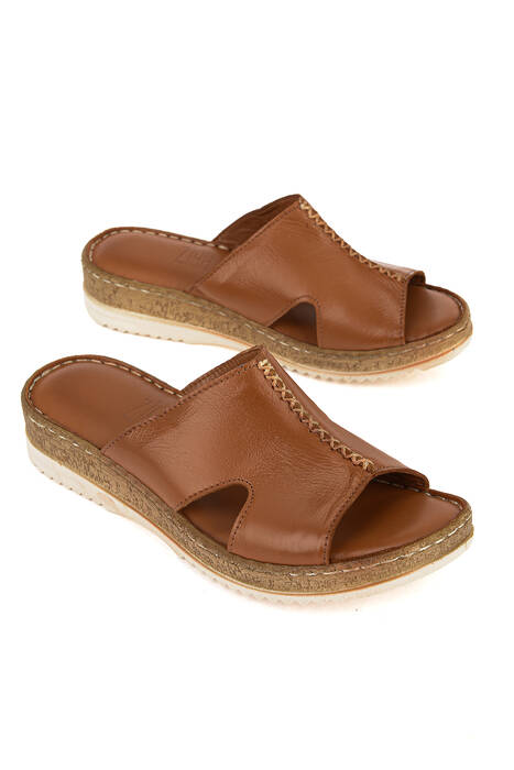 Hakiki Deri Kadın Terlik Taba