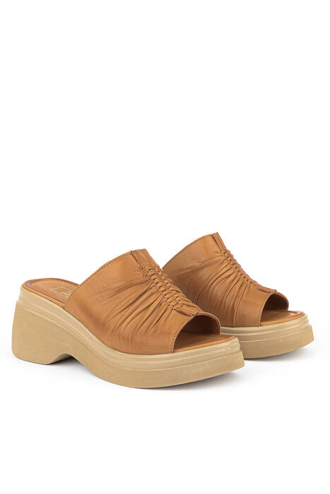 Hakiki Deri Kadın Terlik Taba