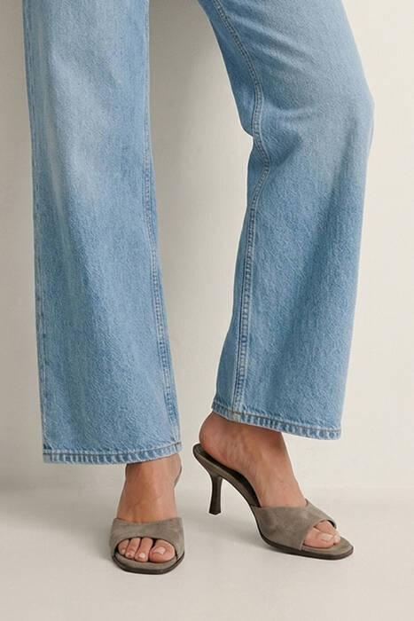 Hakiki Deri Kadın Terlik Vizon