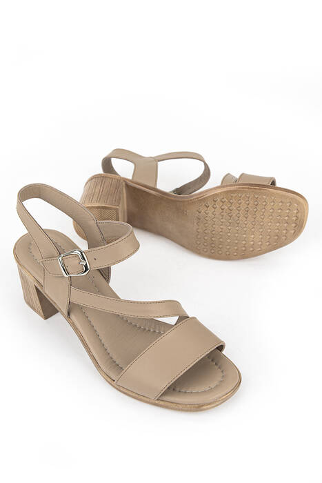 Hakiki Deri Kadın Topuklu Ayakkabı Bej