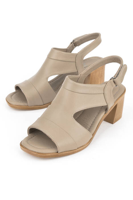 Hakiki Deri Kadın Topuklu Ayakkabı Bej