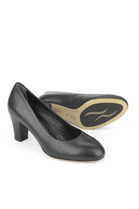 Hakiki Deri Kadın Topuklu Ayakkabı Siyah