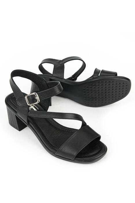 Hakiki Deri Kadın Topuklu Ayakkabı Siyah