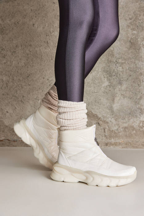 White Womens's Boots
