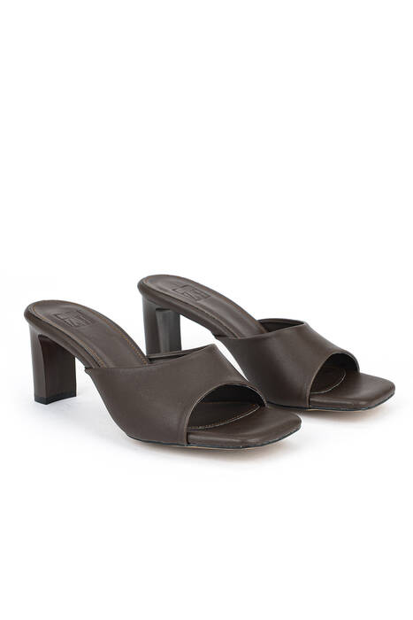 Kadın Terlik Kahverengi