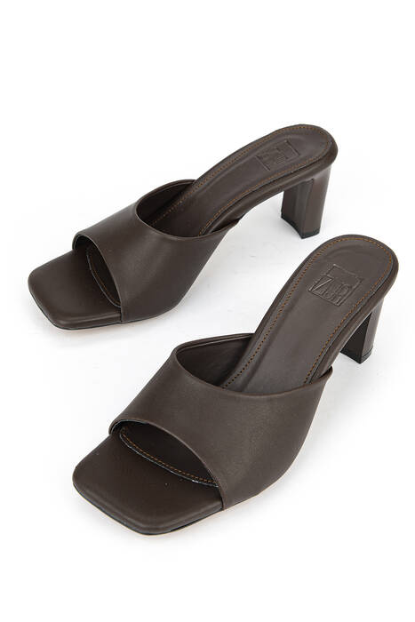 Kadın Terlik Kahverengi