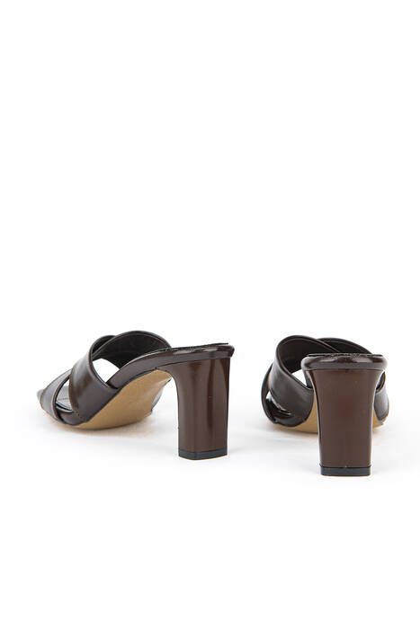 Kadın Terlik Kahverengi