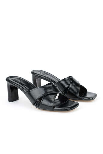 Ziya - Black Women's Slippers (1)