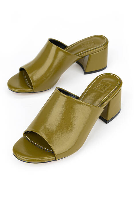 Kadın Terlik Yeşil